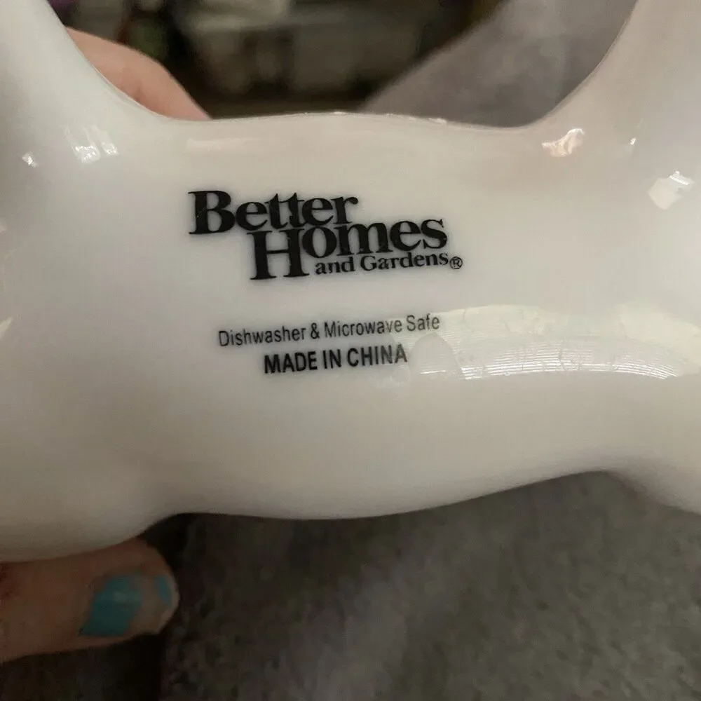 Better Homes & Gardens Porcelain White Cow Creamer